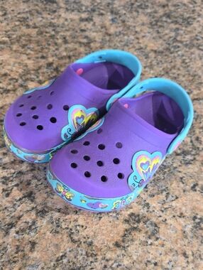 CROCS Kids Purple Clog with Blue Trim and Heart Accents 12Y